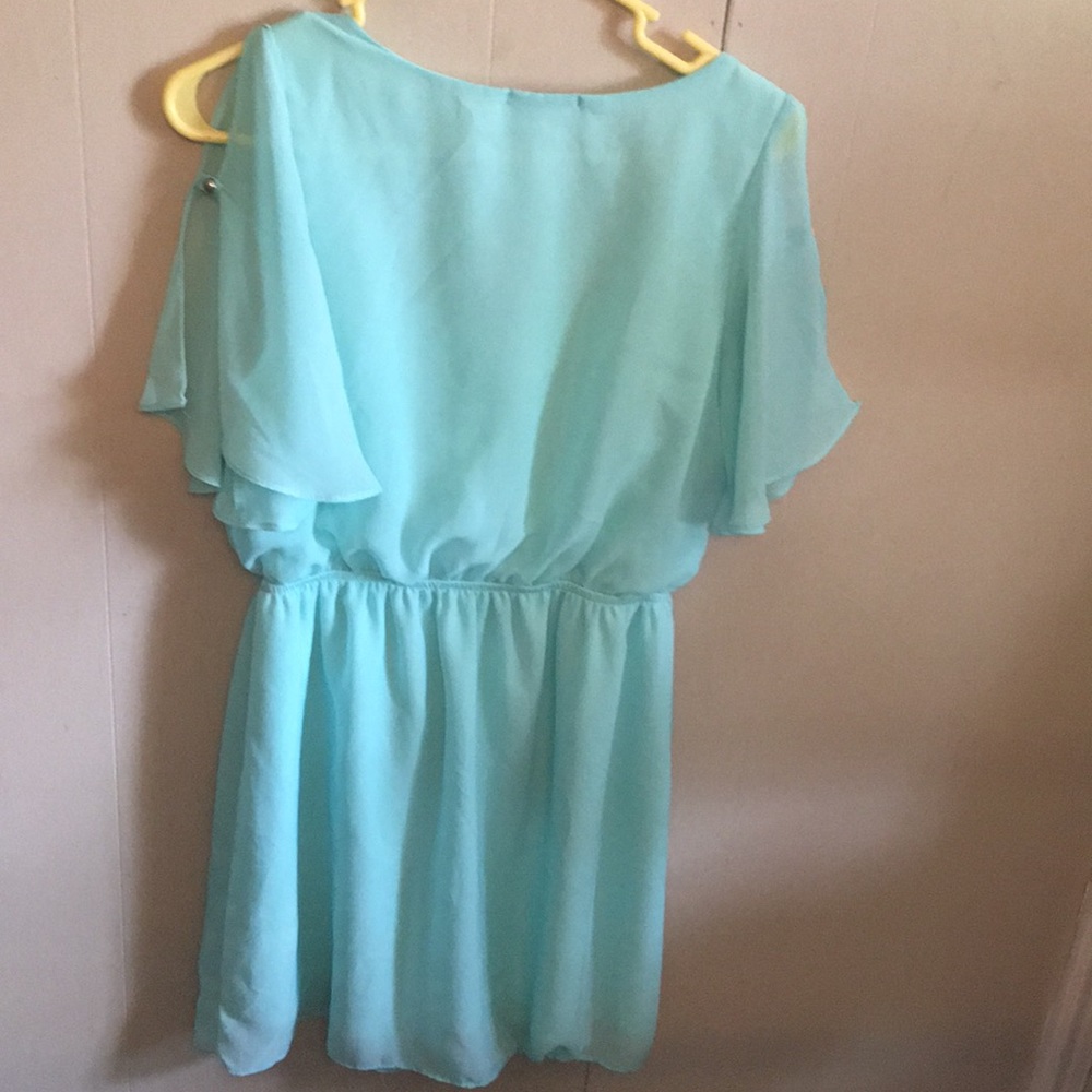 Dress - Picture 4 of 4